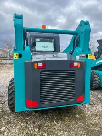 Мини челни товарачи Sunward SWL 4038 - изображение 3