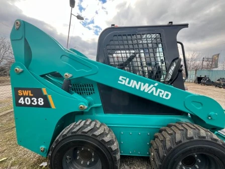 Мини челни товарачи Sunward SWL 4038 - изображение 5