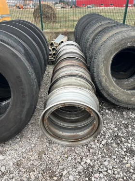 Гуми, снимка 10