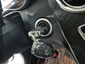 Mercedes-Benz C 300 4MATIC, снимка 13