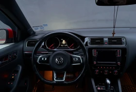 VW Golf GTI Jetta GLI 2018 DSG/Автомат/Шибедах/Обслужен/, снимка 8