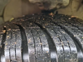 VW Golf 1.9TDI, 130кс, 6ск, 02г.Италия - 1999 € / 3909.70 лв. - 76627211 16