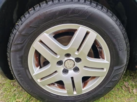 VW Golf 1.9TDI, 130кс, 6ск, 02г.Италия - 1999 € / 3909.70 лв. - 76627211 17