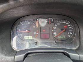 VW Golf 1.9TDI, 130кс, 6ск, 02г.Италия - 1999 € / 3909.70 лв. - 76627211 13