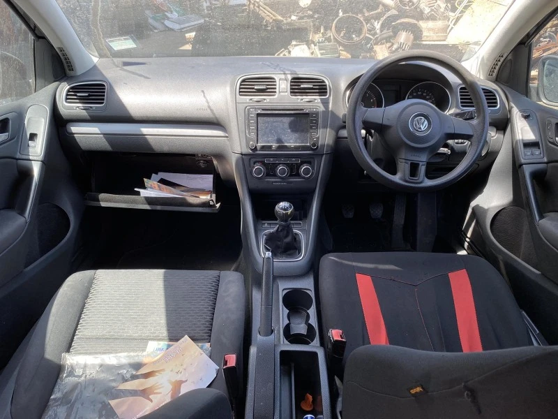 VW Golf 1.2tsi, 1.4i, снимка 5 - Автомобили и джипове - 39858159