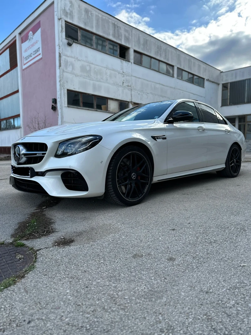 Mercedes-Benz E 63 AMG  63s 4matic + , снимка 5 - Автомобили и джипове - 47135576