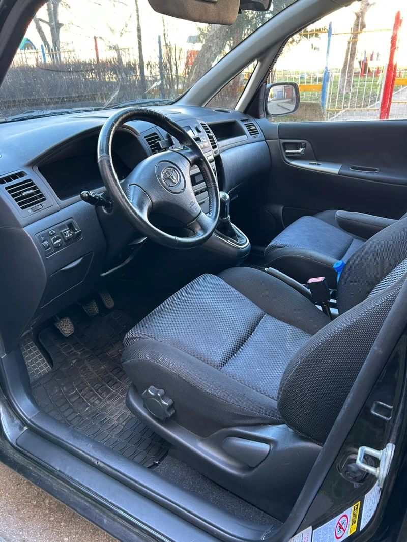 Toyota Corolla verso 1.8VVT-i газов инжекцион, снимка 6 - Автомобили и джипове - 48738794