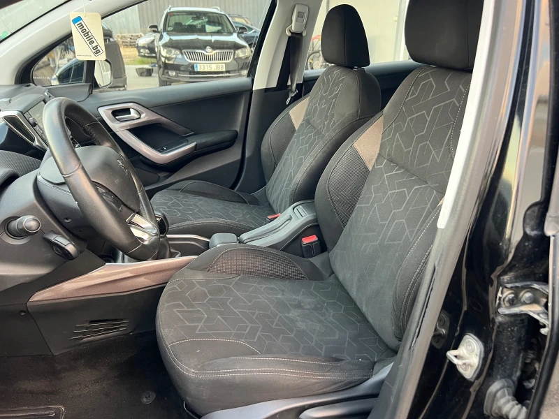 Peugeot 2008 1.2i-82к.с. PureTech EURO6B/ FACELIFT/ Парктроник , снимка 11 - Автомобили и джипове - 51197473