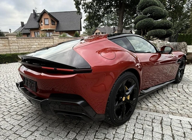 Ferrari 812 Superfast 12 Cilindri/ CARBON/ CERAMIC/ LIFT/ 360/, снимка 8 - Автомобили и джипове - 51909605