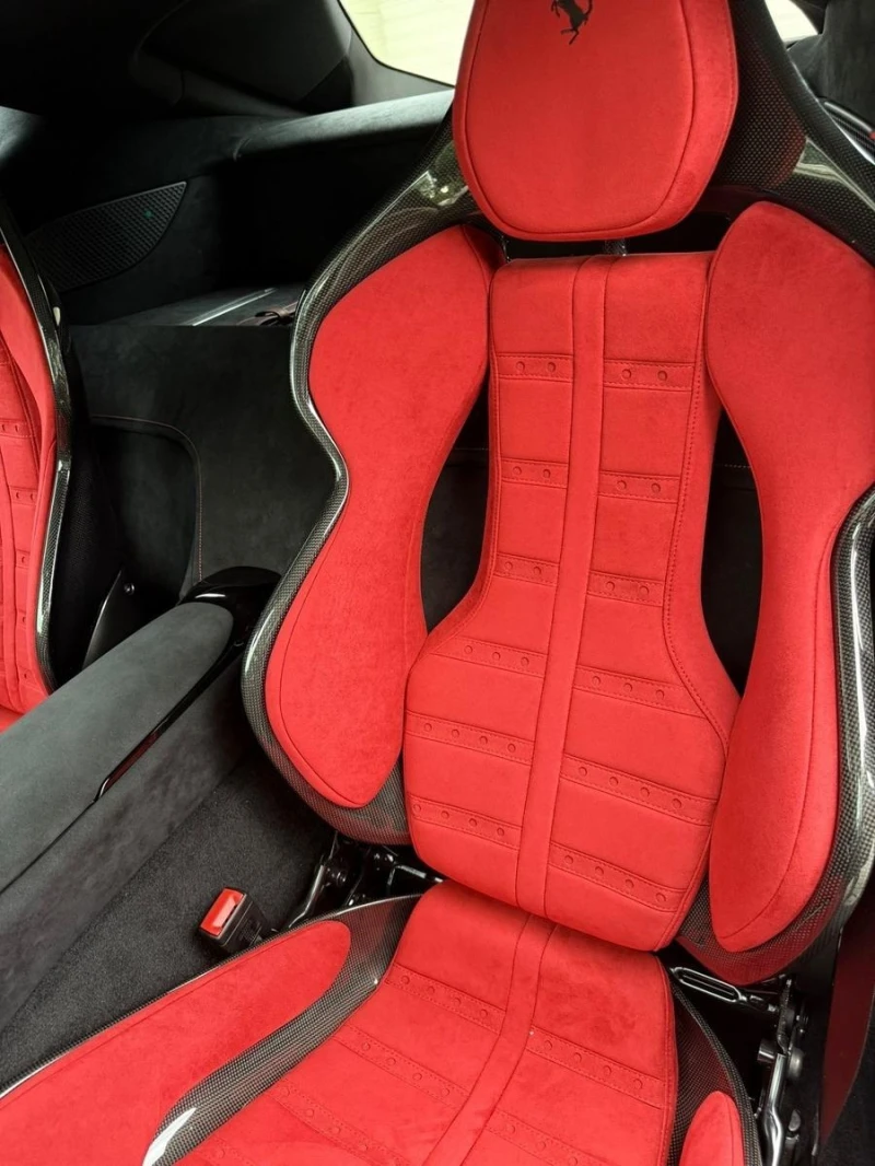 Ferrari 812 Superfast 12 Cilindri/ CARBON/ CERAMIC/ LIFT/ 360/, снимка 14 - Автомобили и джипове - 51909605