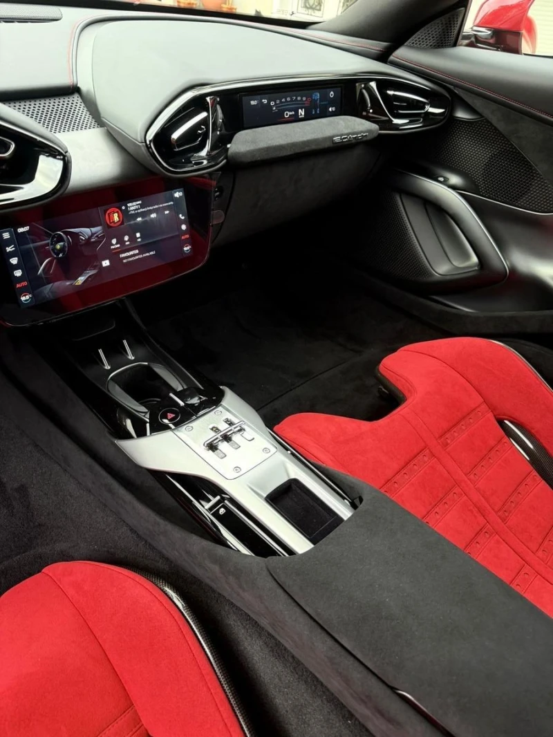 Ferrari 812 Superfast 12 Cilindri/ CARBON/ CERAMIC/ LIFT/ 360/, снимка 16 - Автомобили и джипове - 51909605