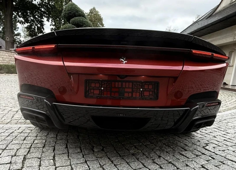 Ferrari 812 Superfast 12 Cilindri/ CARBON/ CERAMIC/ LIFT/ 360/, снимка 7 - Автомобили и джипове - 51909605