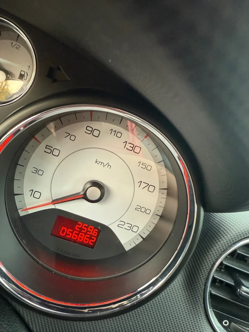 Peugeot 308, снимка 13 - Автомобили и джипове - 52306493