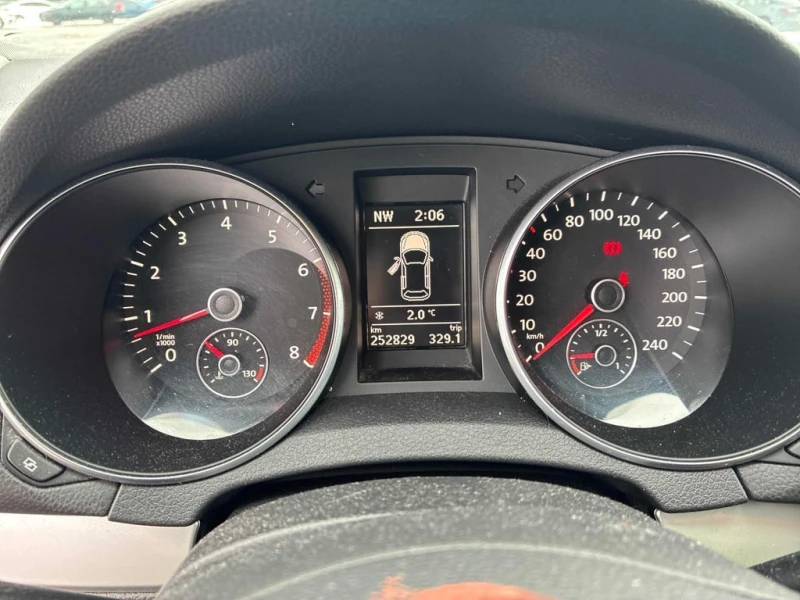 VW Golf * 5dr HB Man * CARFAX * ЦЕНА ДО БГ, снимка 8 - Автомобили и джипове - 53156842