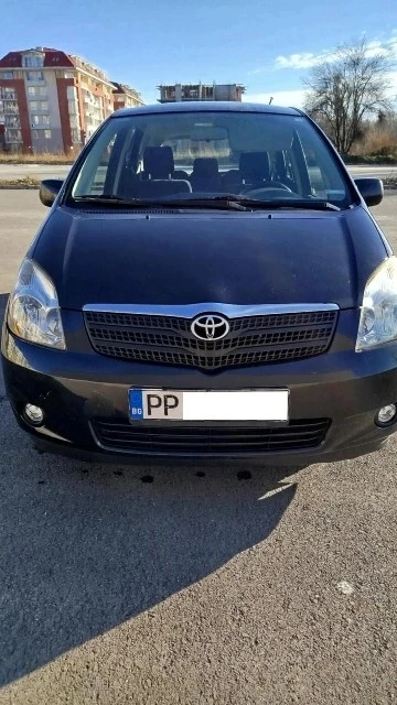 Toyota Corolla verso 1.8VVT-i газов инжекцион, снимка 1 - Автомобили и джипове - 48738794