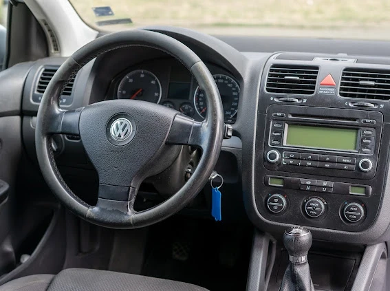 VW Golf, снимка 7 - Автомобили и джипове - 49174781