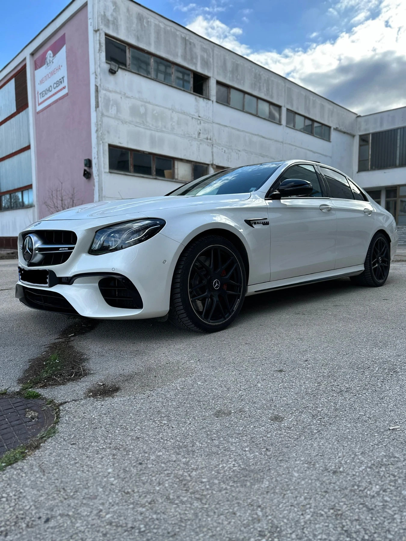 Mercedes-Benz E 63 AMG  63s 4matic +  - изображение 5