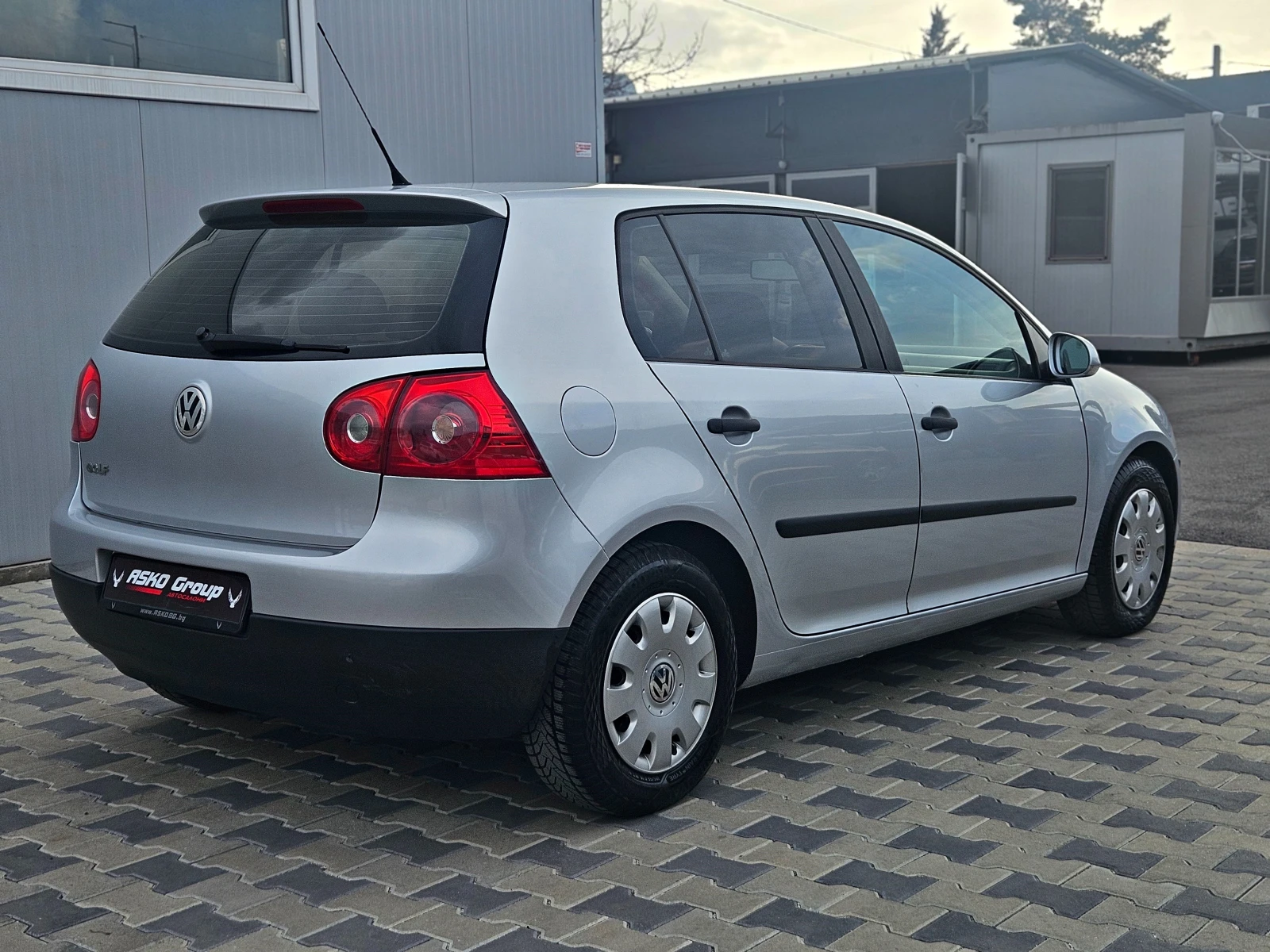 VW Golf 1.9TDI/105KS/6 СКОРОСТИ - изображение 5