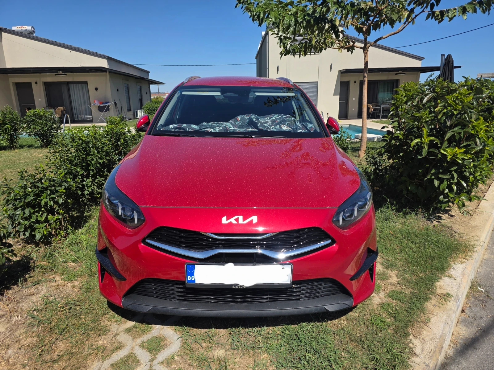 Kia Ceed SW BENZIN 3300km | Mobile.bg   1