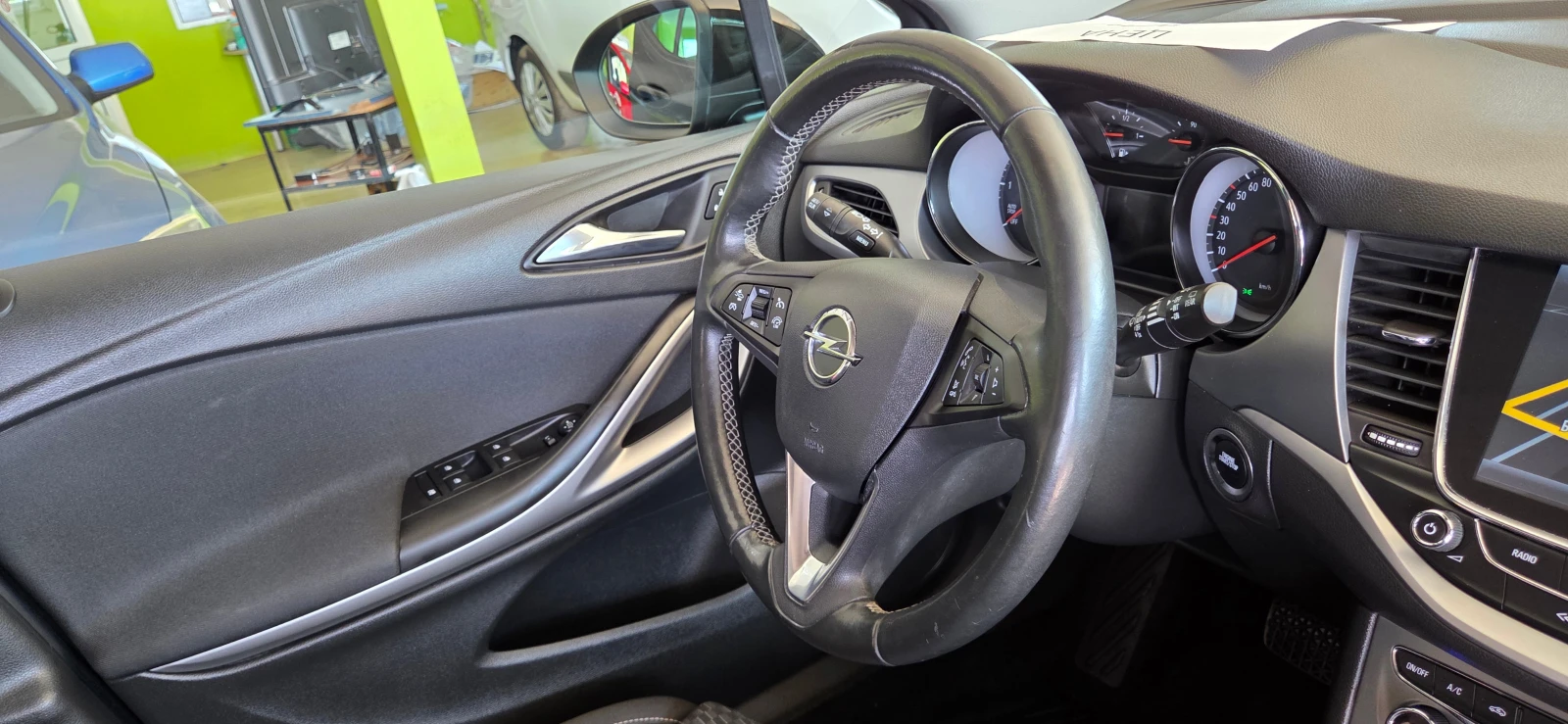 Opel Astra 1.4 БЕНЗ-АВТОМАТ - изображение 7