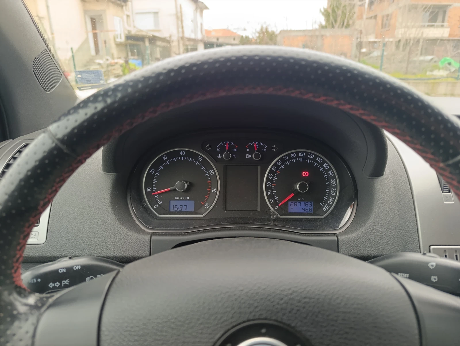 VW Polo 1.8 TURBO GTI, снимка 15 - Автомобили и джипове - 53949819