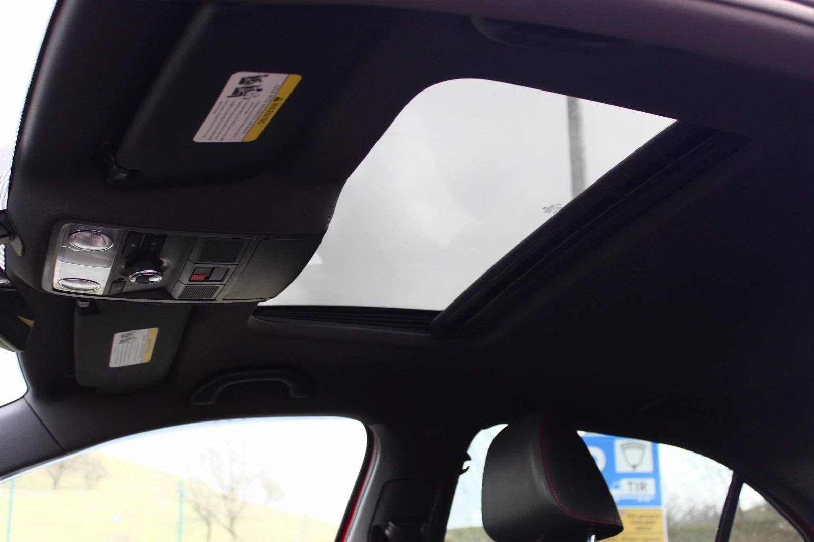 VW Golf GTI Jetta GLI 2018 Navi/DSG6/Обслужен/ТОП, снимка 11 - Автомобили и джипове - 54139165