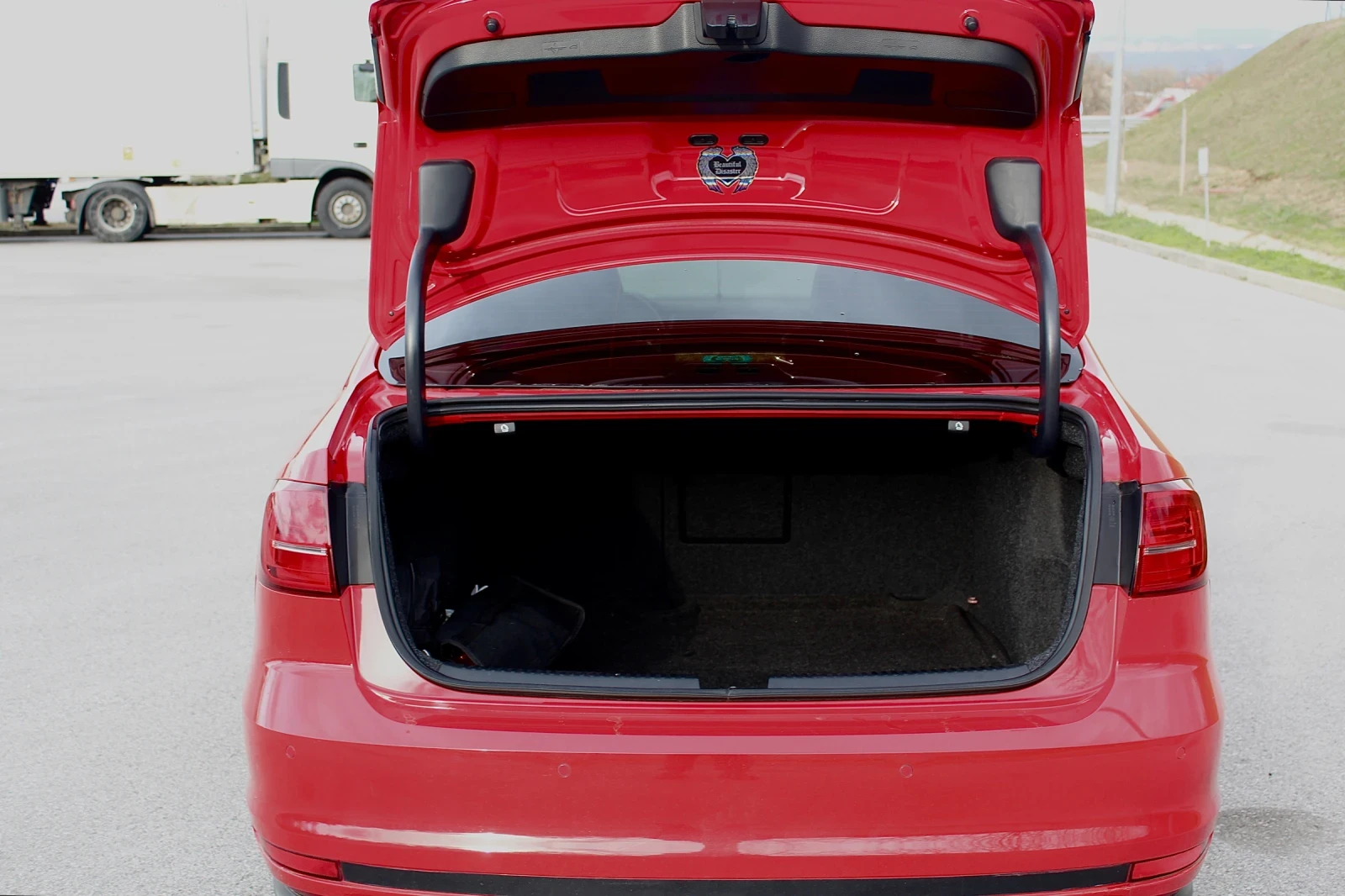 VW Golf GTI Jetta GLI 2018 Navi/DSG6/Обслужен/ТОП, снимка 4 - Автомобили и джипове - 54139165