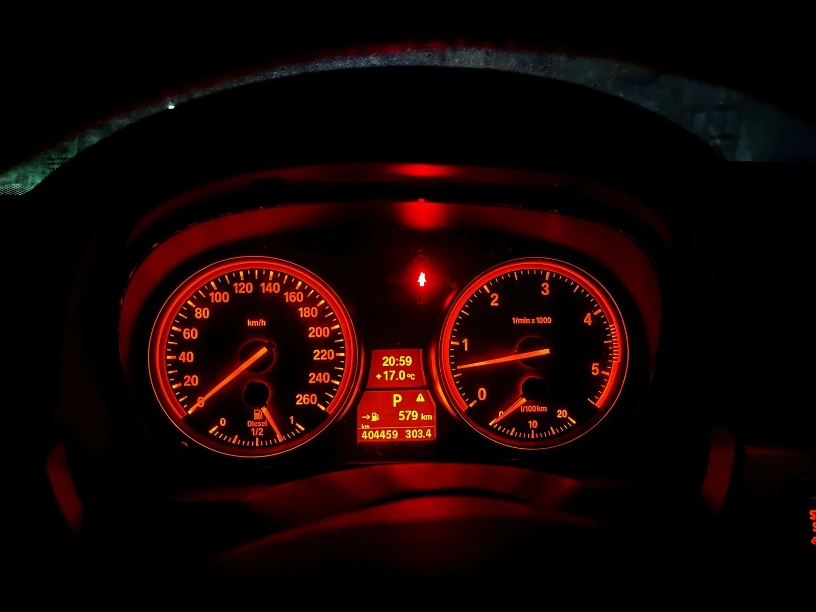 BMW 330 330xd LCI N57 Navi Кожа , снимка 8 - Автомобили и джипове - 54221363