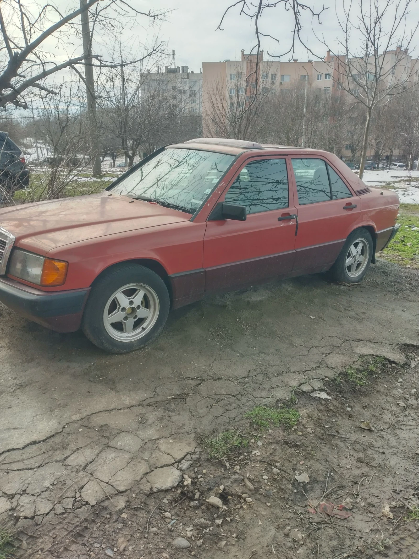 Mercedes-Benz 190, снимка 10 - Автомобили и джипове - 54245816