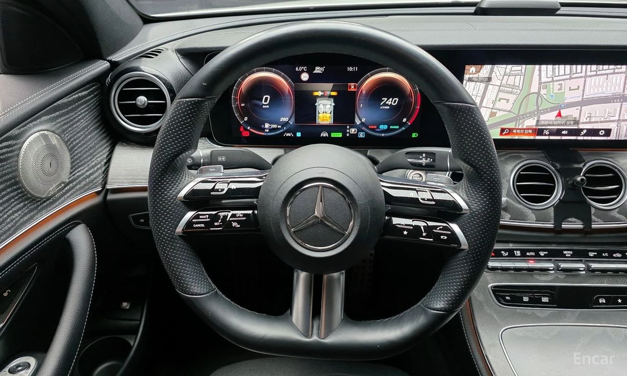 Mercedes-Benz E 350 AMG* LINE* 4MATIC* BURMESTER* ОБДУХВАНЕ* ДИСТРОНИК, снимка 7 - Автомобили и джипове - 54424120