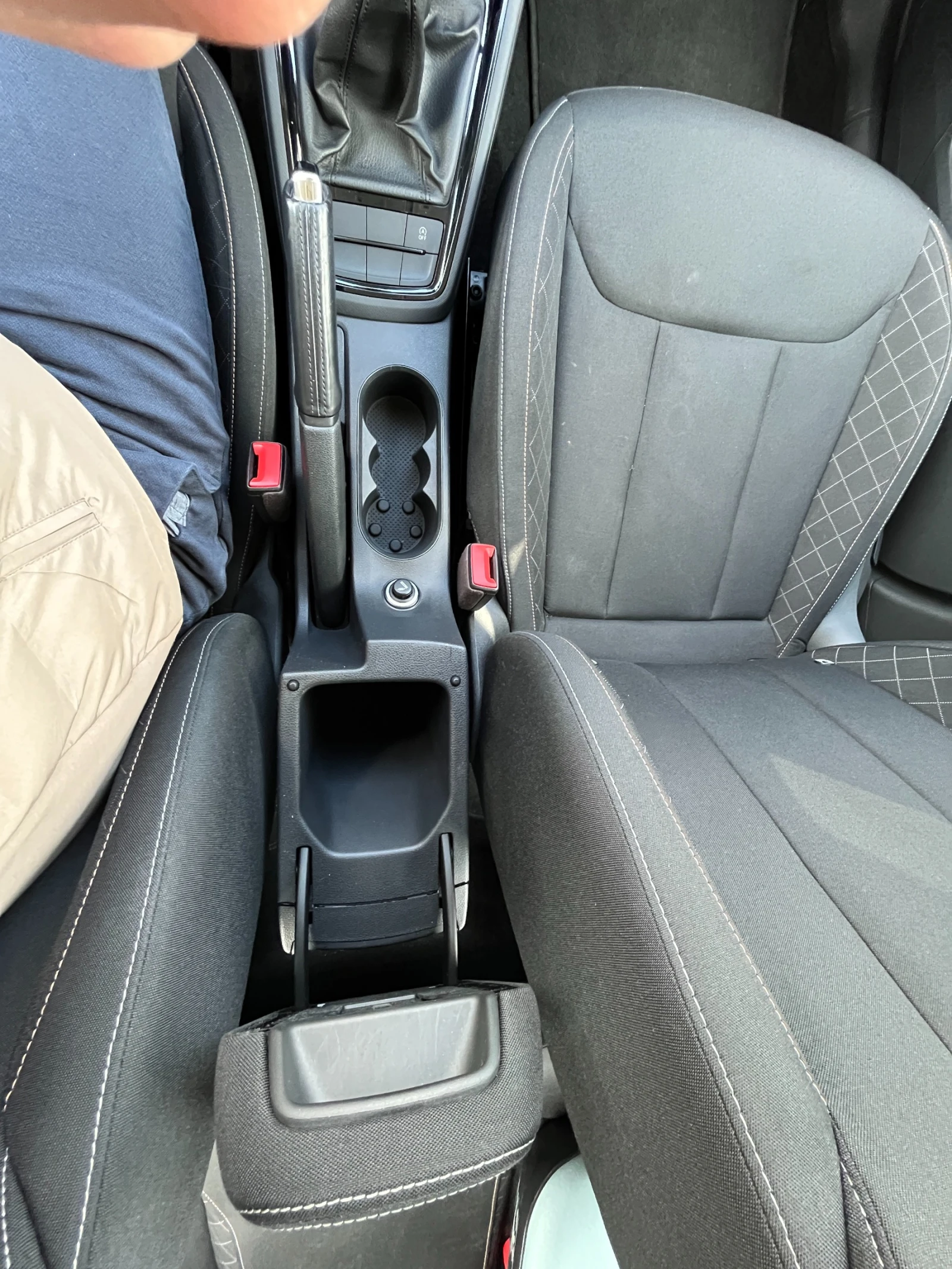 Skoda Scala, снимка 11 - Автомобили и джипове - 54441388