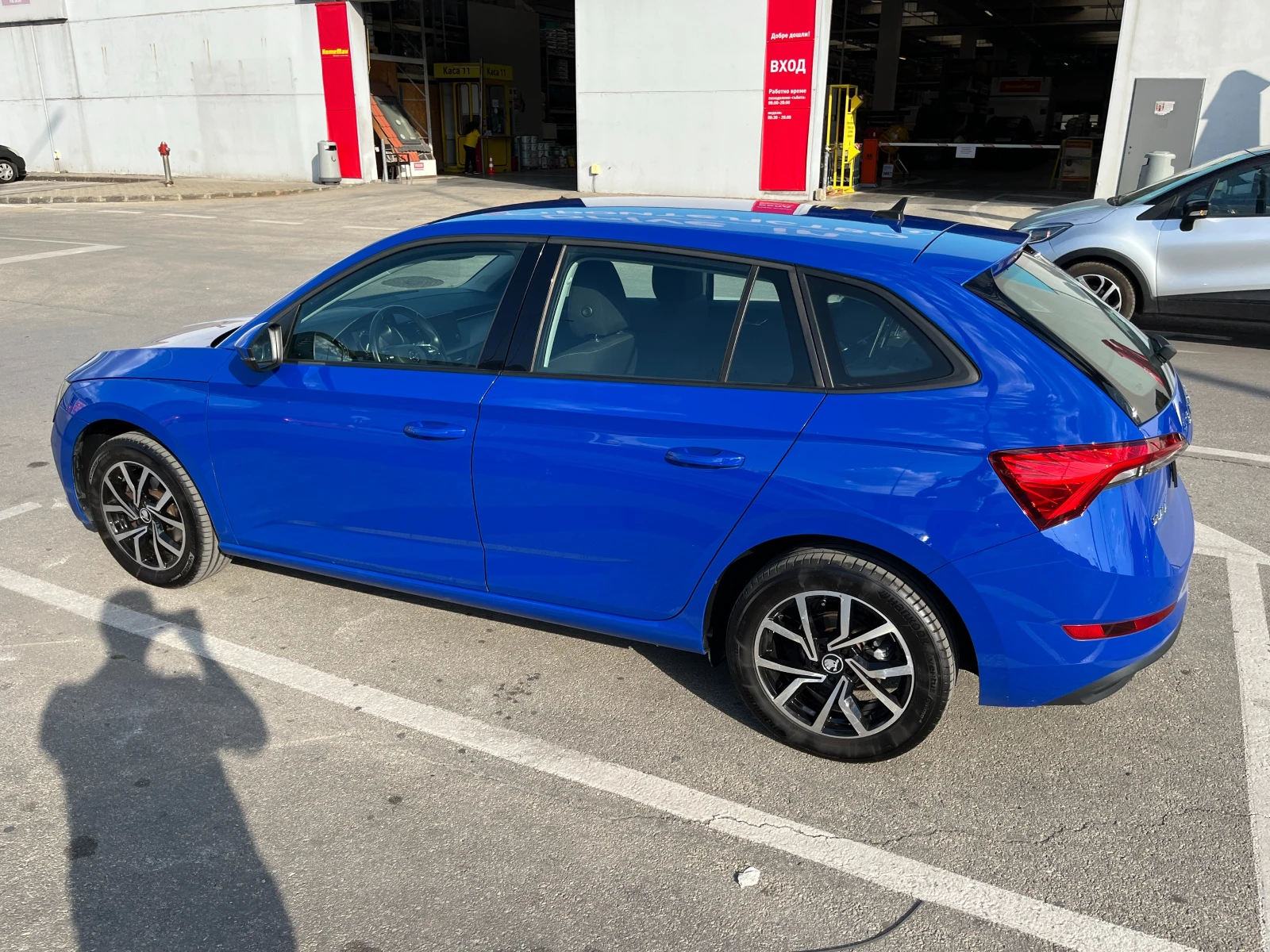 Skoda Scala, снимка 4 - Автомобили и джипове - 54897391
