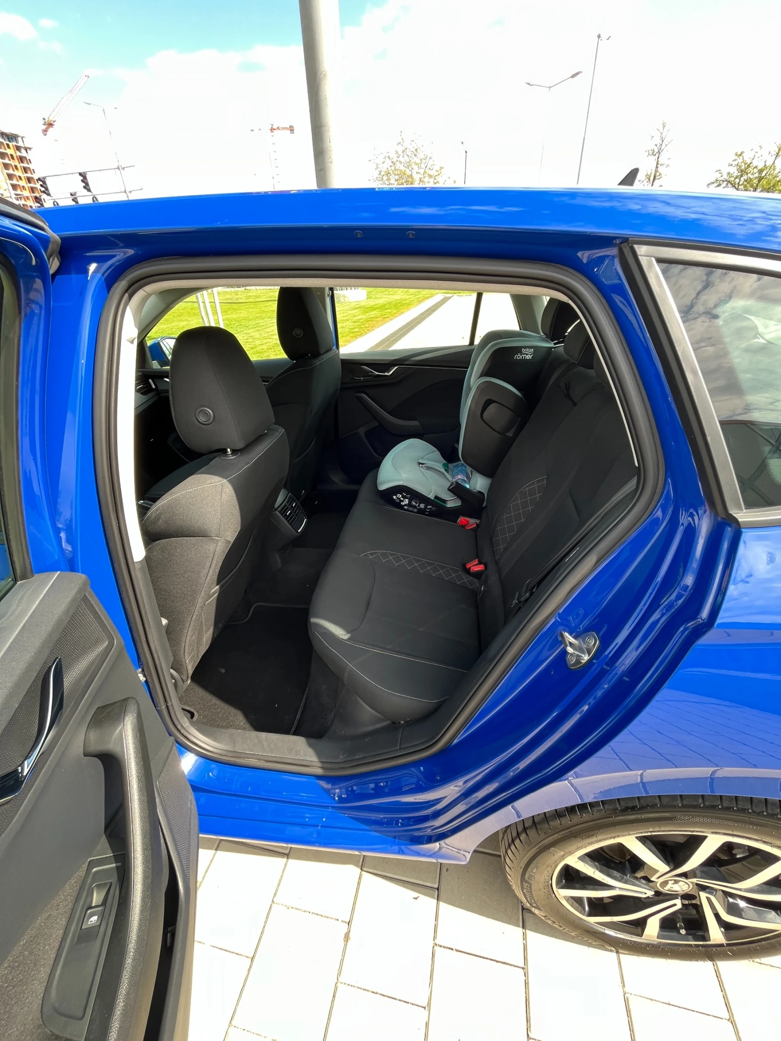 Skoda Scala, снимка 8 - Автомобили и джипове - 54441388