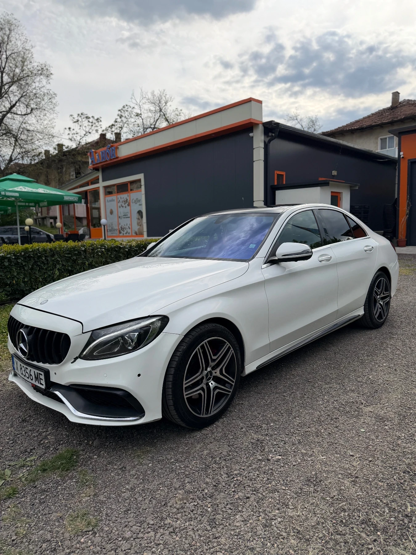 Mercedes-Benz C 300, снимка 2 - Автомобили и джипове - 54455630