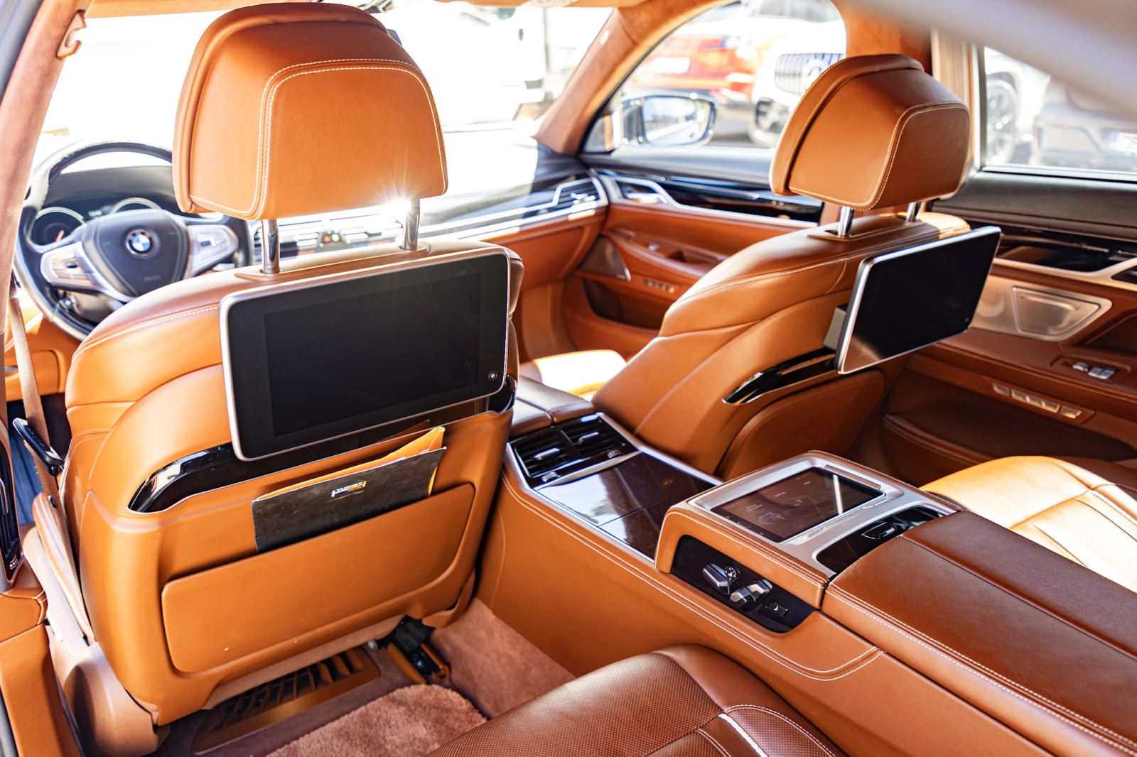BMW 760, снимка 7 - Автомобили и джипове - 54619524