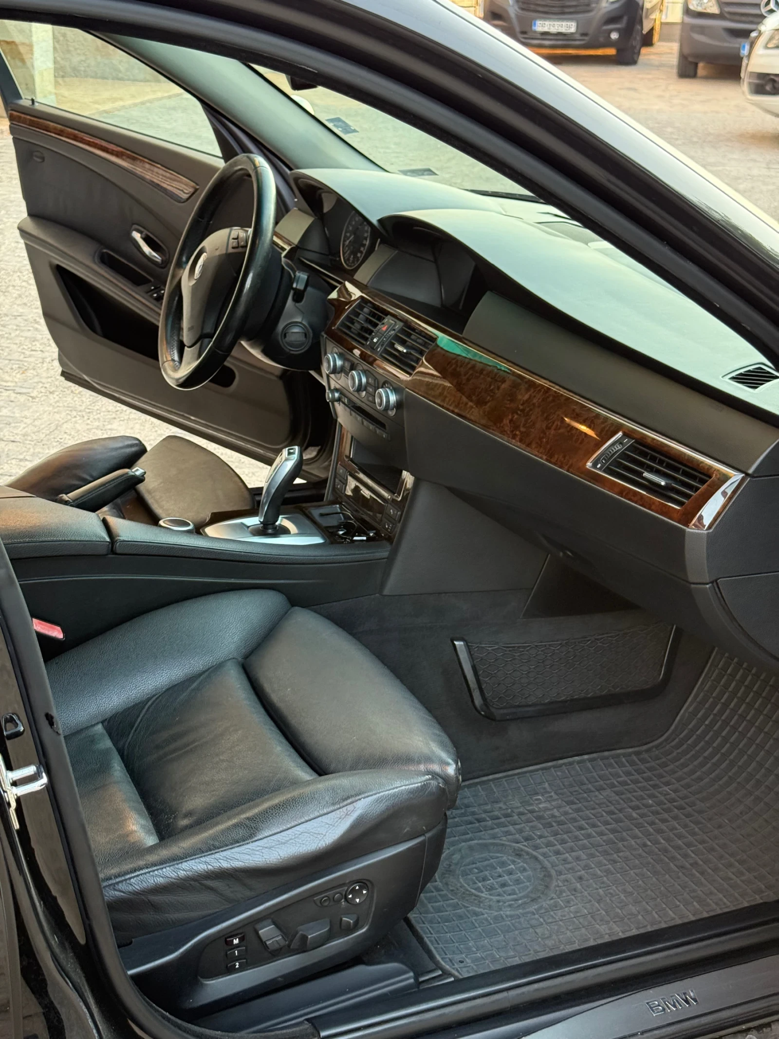BMW 530, снимка 9 - Автомобили и джипове - 54662857