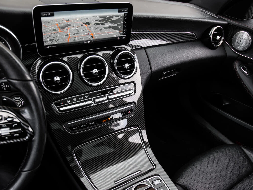 Mercedes-Benz C 300 AMG* C63s Pkg* Carbon* Burmester* Distronic* Face, снимка 10 - Автомобили и джипове - 54686055