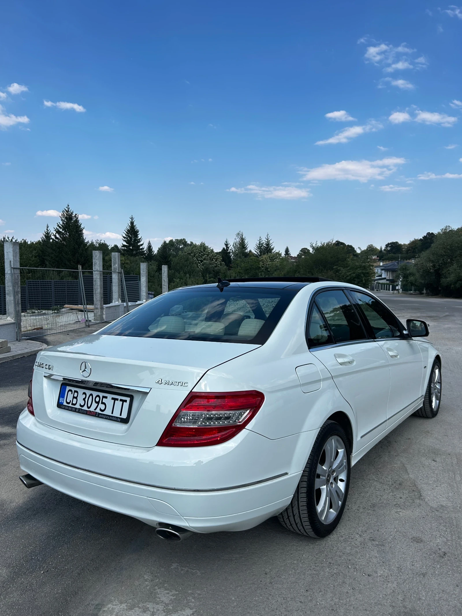 Mercedes-Benz C 320 Сменена верига, снимка 3 - Автомобили и джипове - 55883994