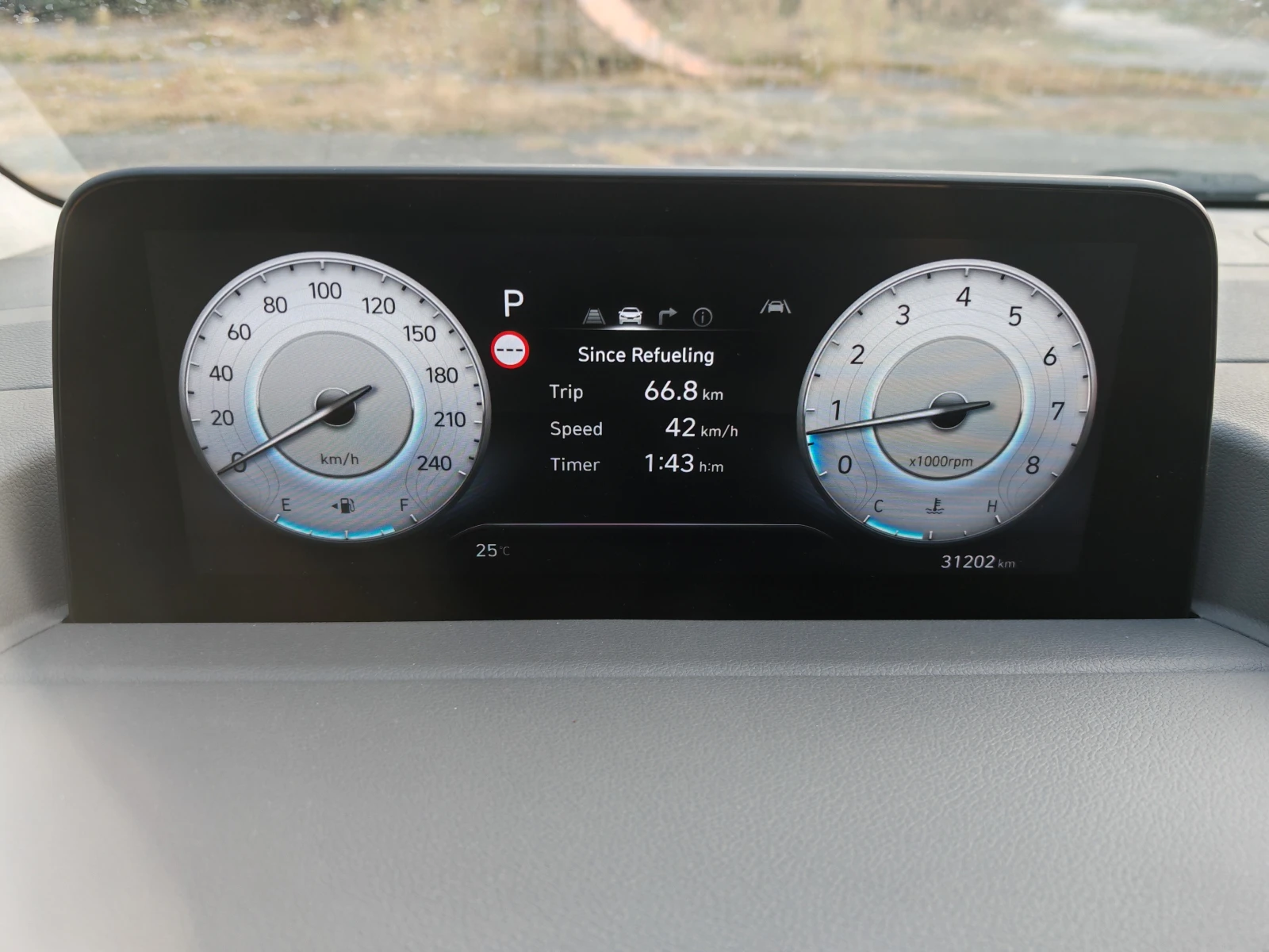 Hyundai Staria Lounge, снимка 9 - Автомобили и джипове - 56068931