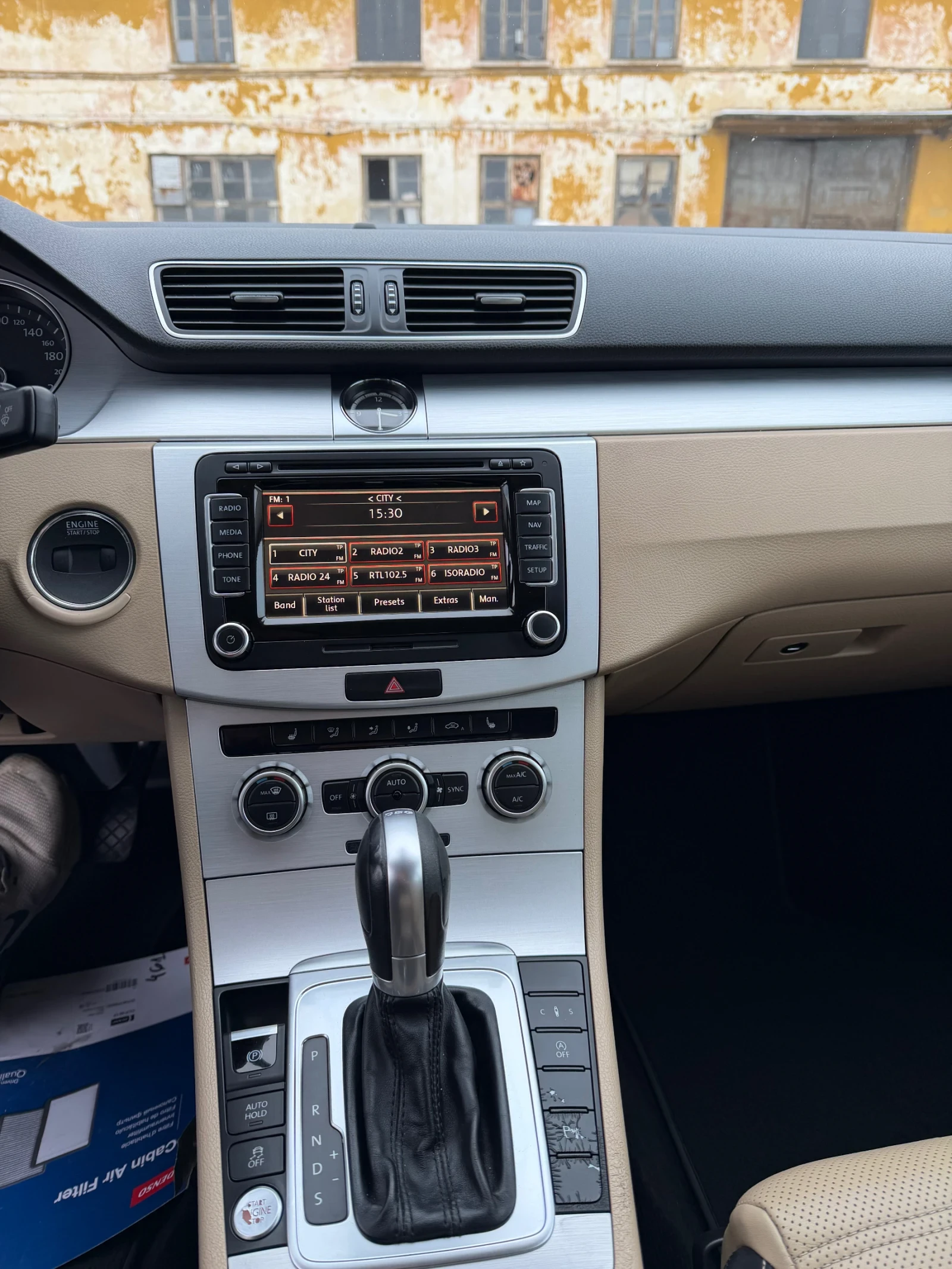 VW CC 2.0TDI, снимка 11 - Автомобили и джипове - 56112252
