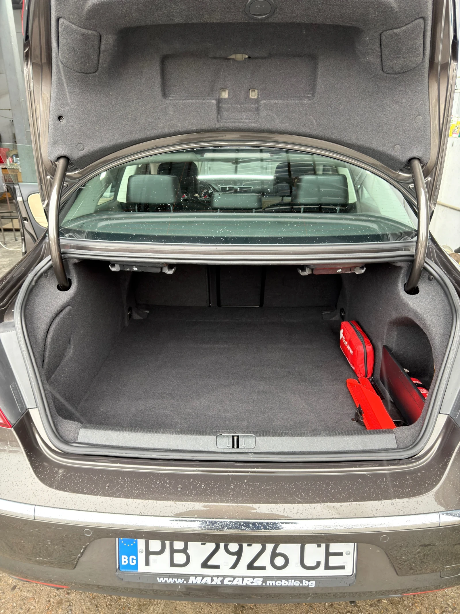 VW CC 2.0TDI, снимка 14 - Автомобили и джипове - 56112252