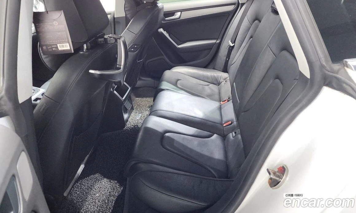 Audi A5 35 TDI Quattro Sportback 8TA, снимка 11 - Автомобили и джипове - 56122117