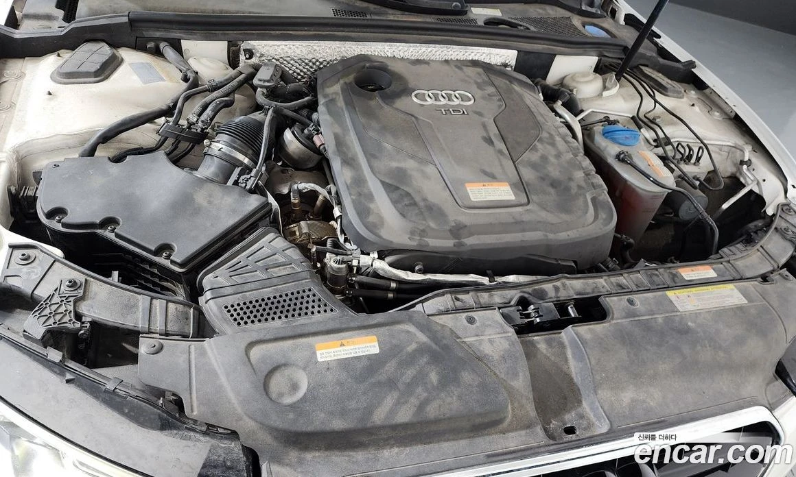 Audi A5 35 TDI Quattro Sportback 8TA, снимка 6 - Автомобили и джипове - 56122117