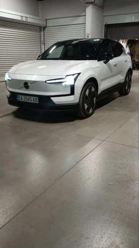 Volvo EX30 Twin motor 428HP, най най-високото ниво, снимка 4