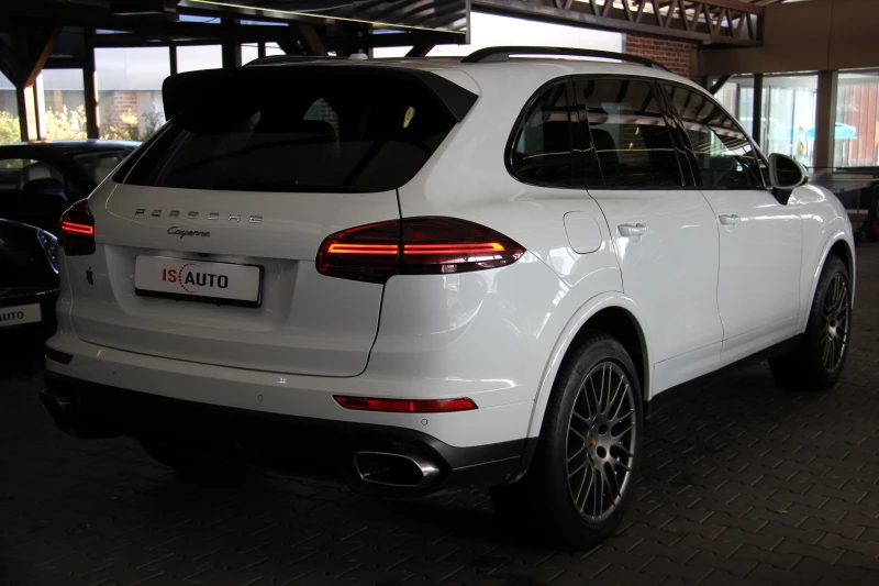 Porsche Cayenne Sport/Chrono/Обдувхане/Панорама/SideAssist/Bose, снимка 4 - Автомобили и джипове - 48488632