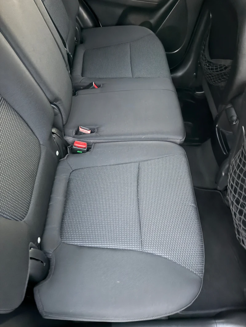 Kia Sorento 2.2D 4x4!Пълна сервизна история!ПРОЧЕТИ ОПИСАНИЕO, снимка 12 - Автомобили и джипове - 51711622