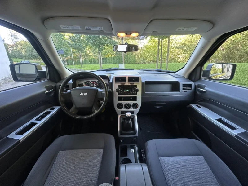 Jeep Patriot LIMITED / 2.0CRD / ПЕРФЕКТЕН, снимка 12 - Автомобили и джипове - 51806126