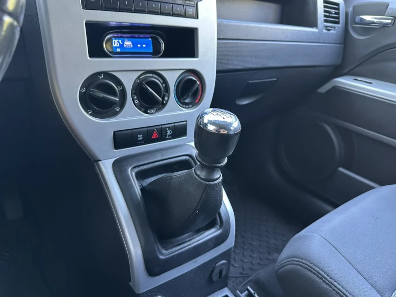 Jeep Patriot LIMITED / 2.0CRD / ПЕРФЕКТЕН, снимка 14 - Автомобили и джипове - 51806126