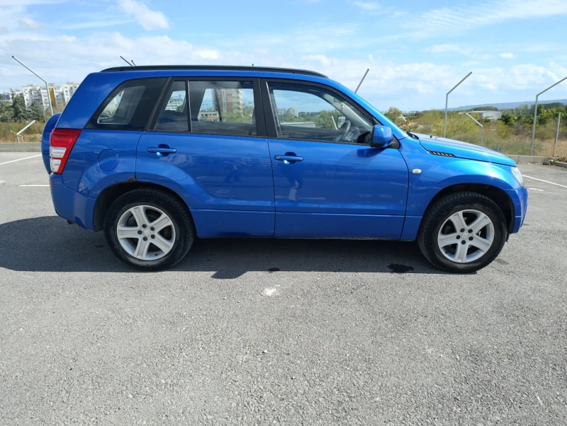 Suzuki Grand vitara 2.0, снимка 7 - Автомобили и джипове - 52244723