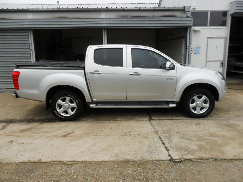 Isuzu D-max 2, 5-TDI-AUTOMAT-ITALY, снимка 4 - Автомобили и джипове - 52629766